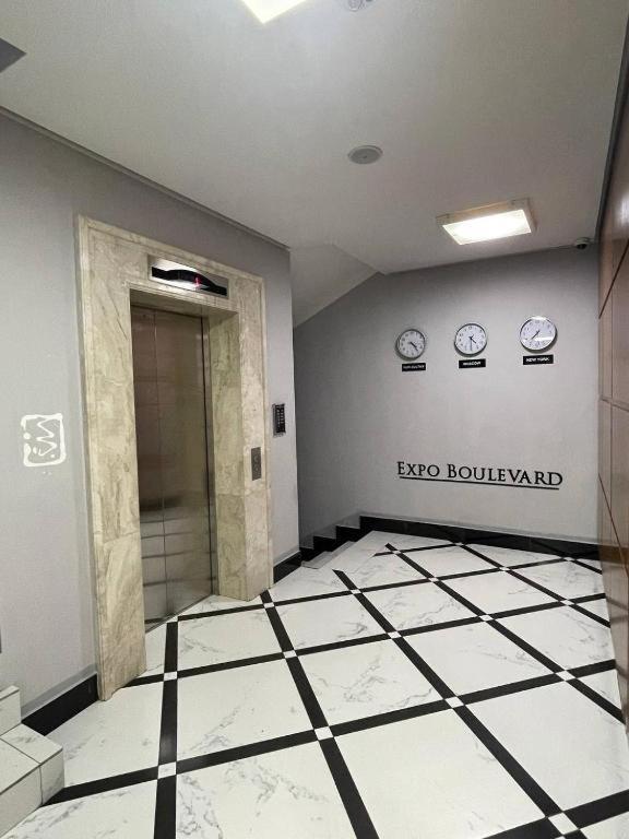 Ernaz Plus Apartments-Expo-Boulevard 130 Astana Luaran gambar