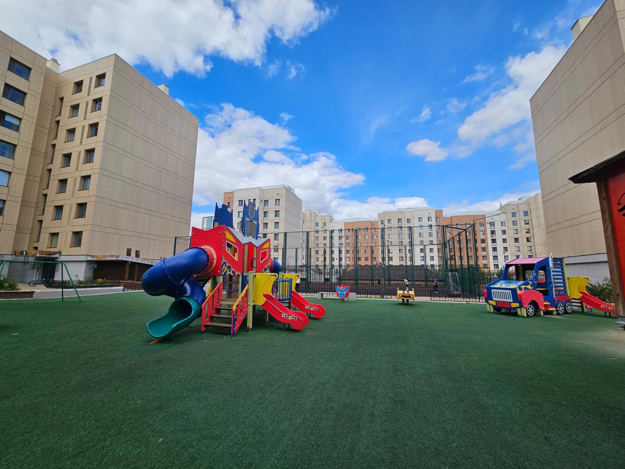Ernaz Plus Apartments-Expo-Boulevard 130 Astana Luaran gambar